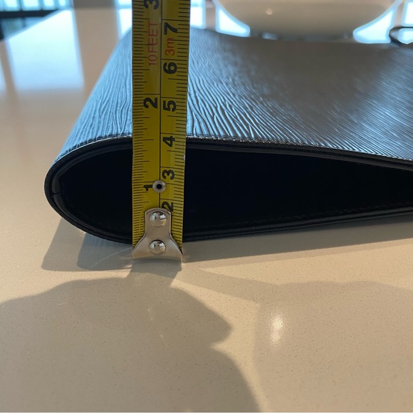 Louis Vuitton LV vintage 2000 Black Epi leather flat elegant briefcase Bag - Picture 5 of 13